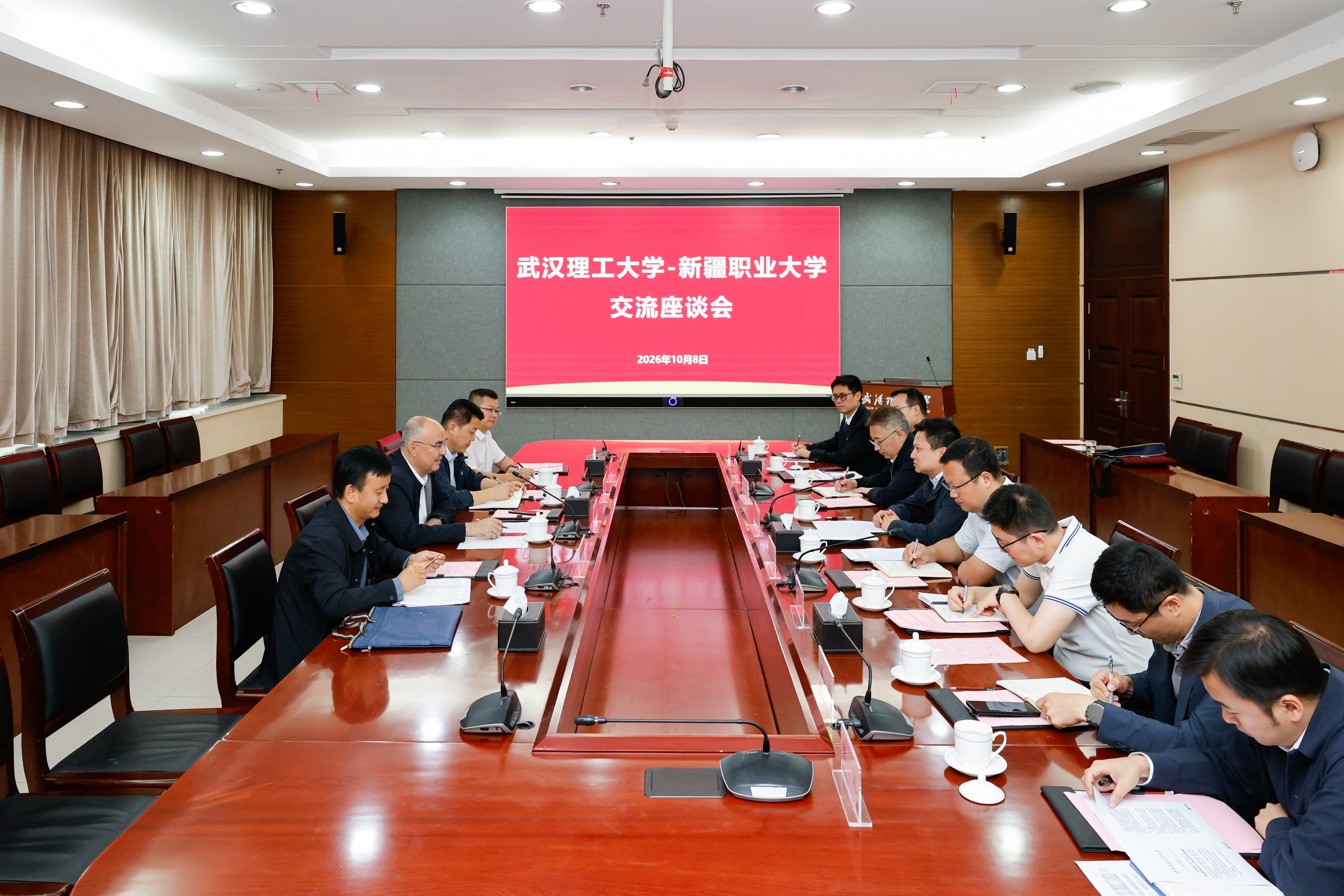 【校际交流】对标先进拓思路 校际联动促发展——校长带队赴内地三所高校调研学习交流