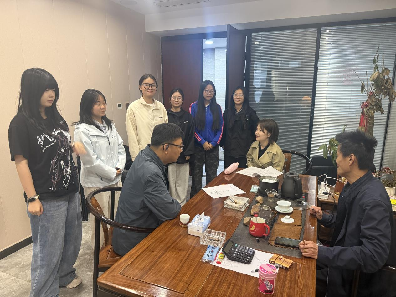 深入企业查实习,产教融合育人才——外国语言学院开展 24 级旅游英语专业实习检...
