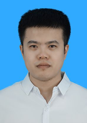 教师个人简介 钟大智 简介汉族,新疆温泉人,2021年7月入党,大学本科学历。现任新疆职业大学烹饪…