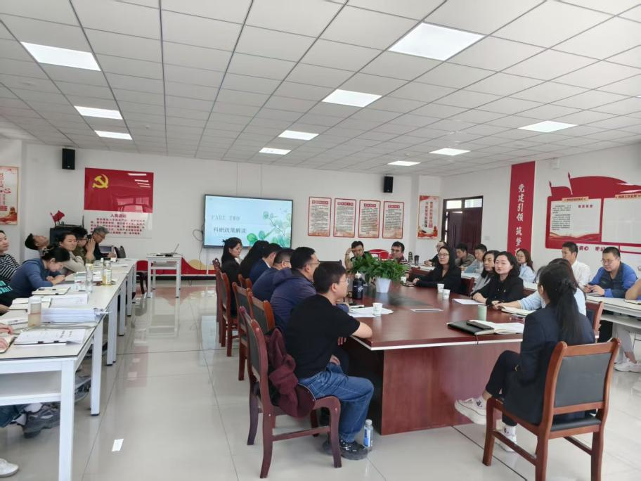 【教学科研】科研处赴信息技术学院开展科研调研座谈