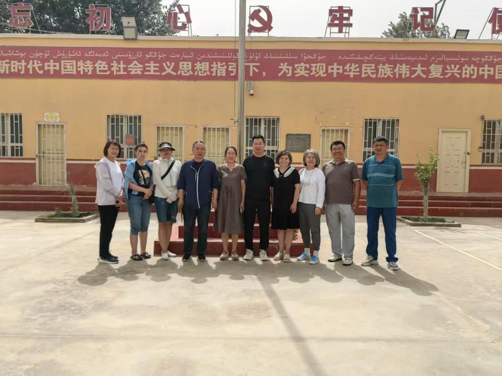 【结亲周】我校开展“七一光辉映团结,结亲共话党恩情”结亲活动