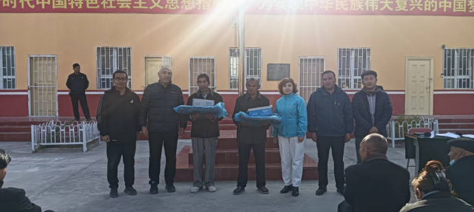 人间百善孝先行 九九重阳敬老情——巴什阿其玛村驻村工作队开展重阳节日慰问活动