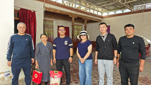 巴什阿其玛村举办“月圆中秋·喜迎国庆·情满人间”双节同庆系列活动