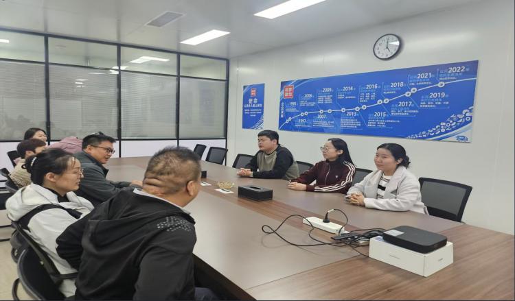 我校烹饪与餐饮管理学院赴桃李面包乌鲁木齐分厂开展访企拓岗教研活动