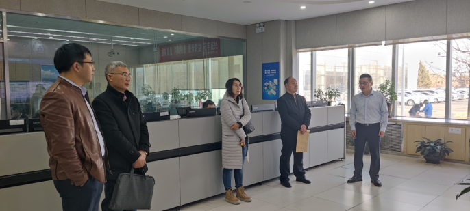 我校教师企业实践、“双师型”教师培训基地挂牌仪式在宁波金风绿能能源有限公司